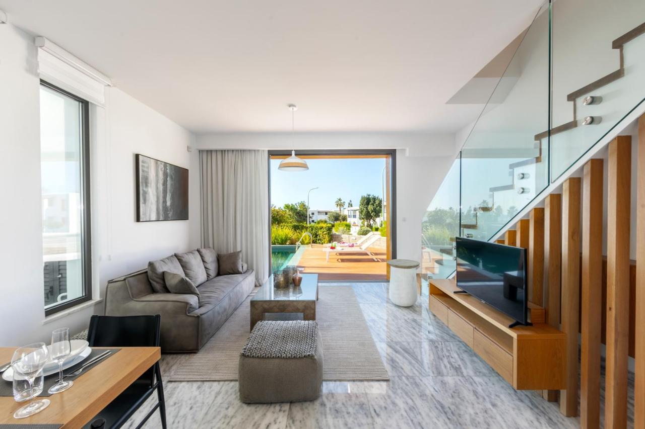 Villa Laurus 6, Walking Distance To The Beach Пафос Екстериор снимка